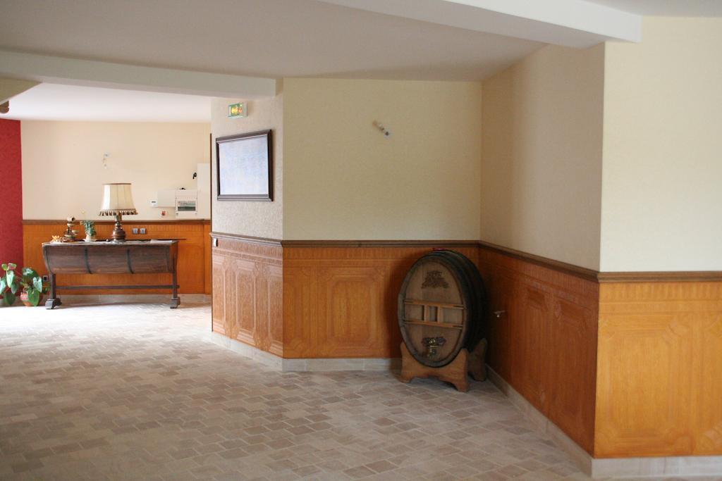 Le Relais Postal Bed & Breakfast Courson Bagian luar foto