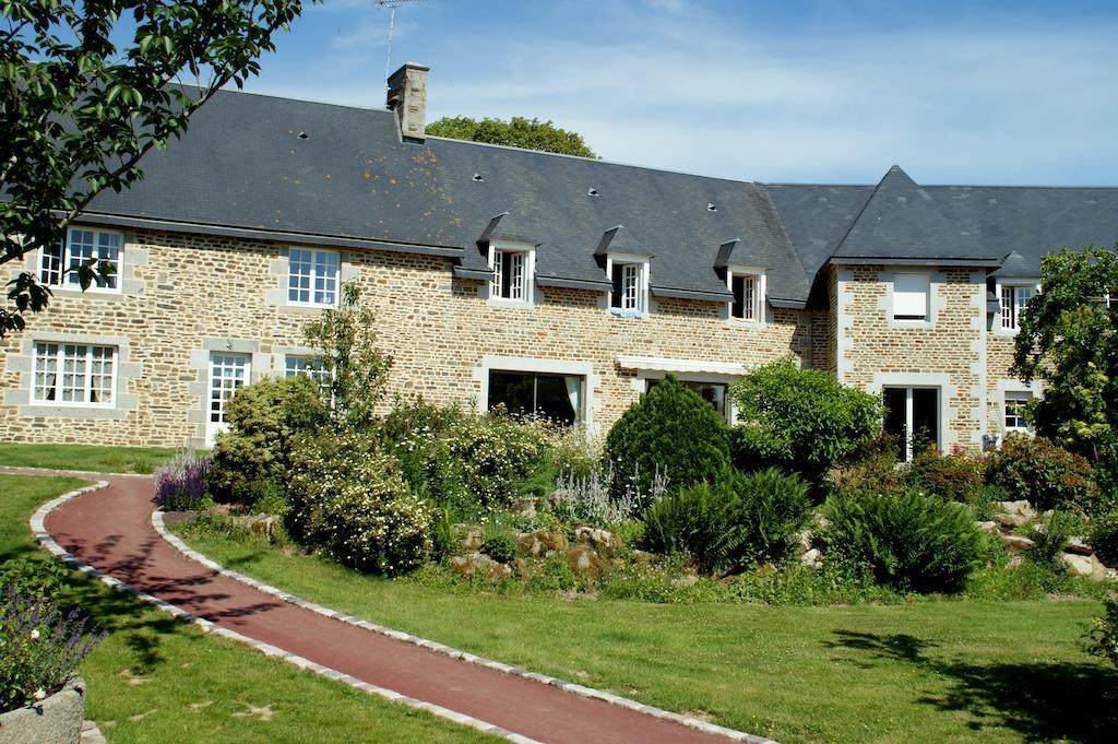 Le Relais Postal Bed & Breakfast Courson Bagian luar foto